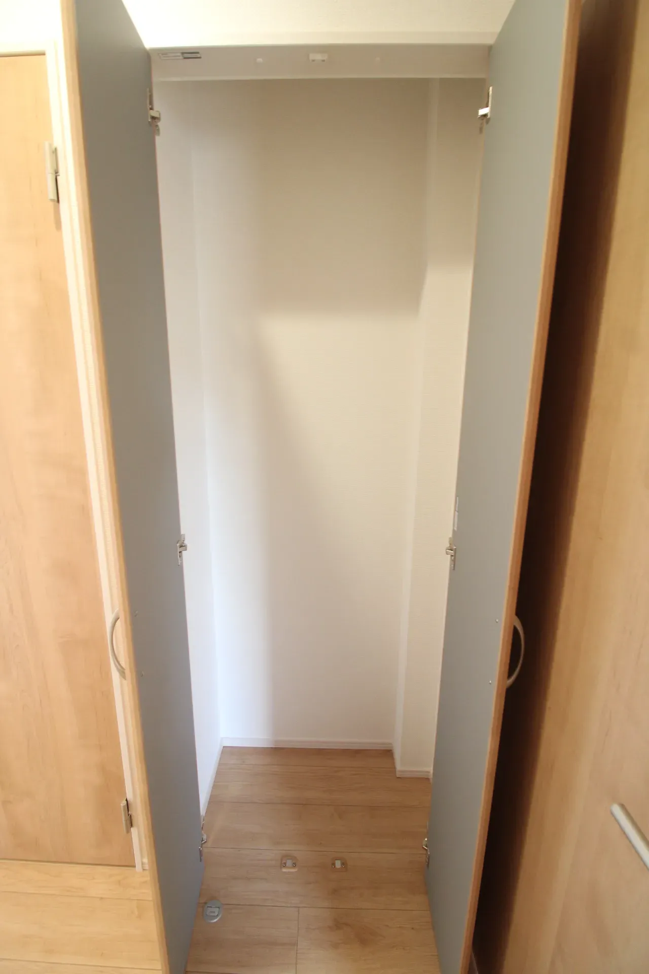 2階廊下収納