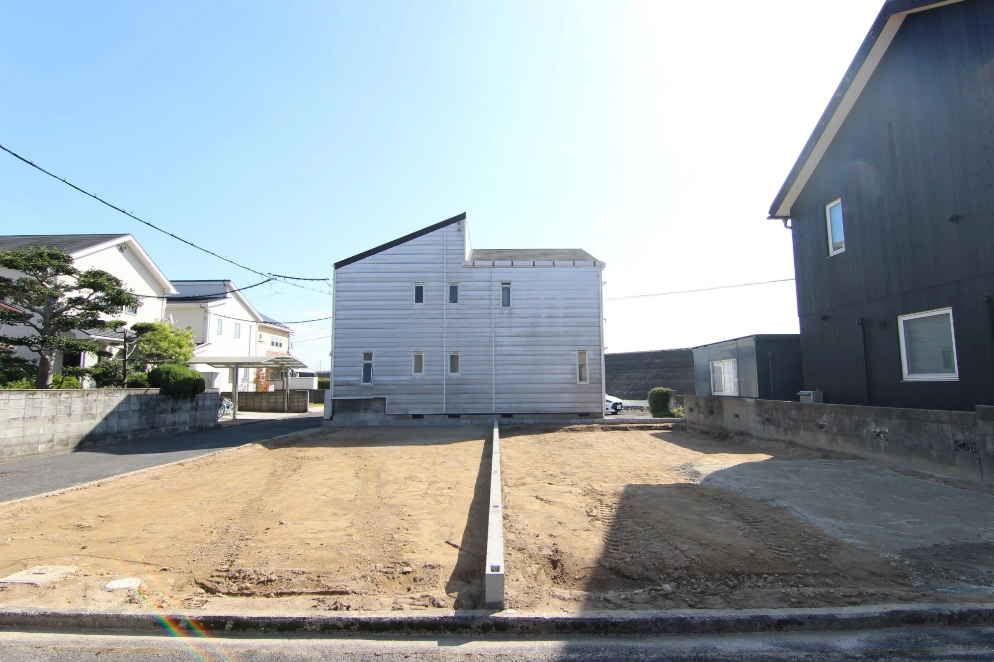 前面道路から見た宅地