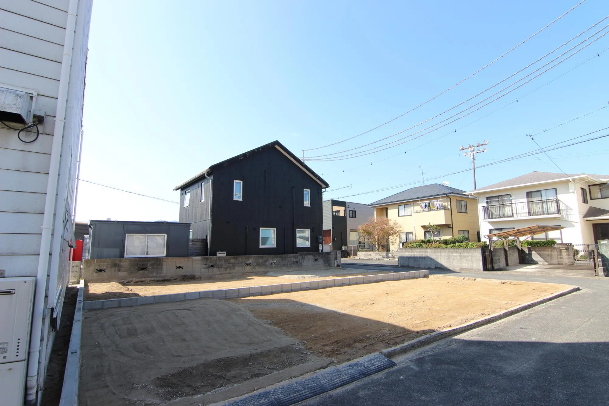 前面道路から見た宅地