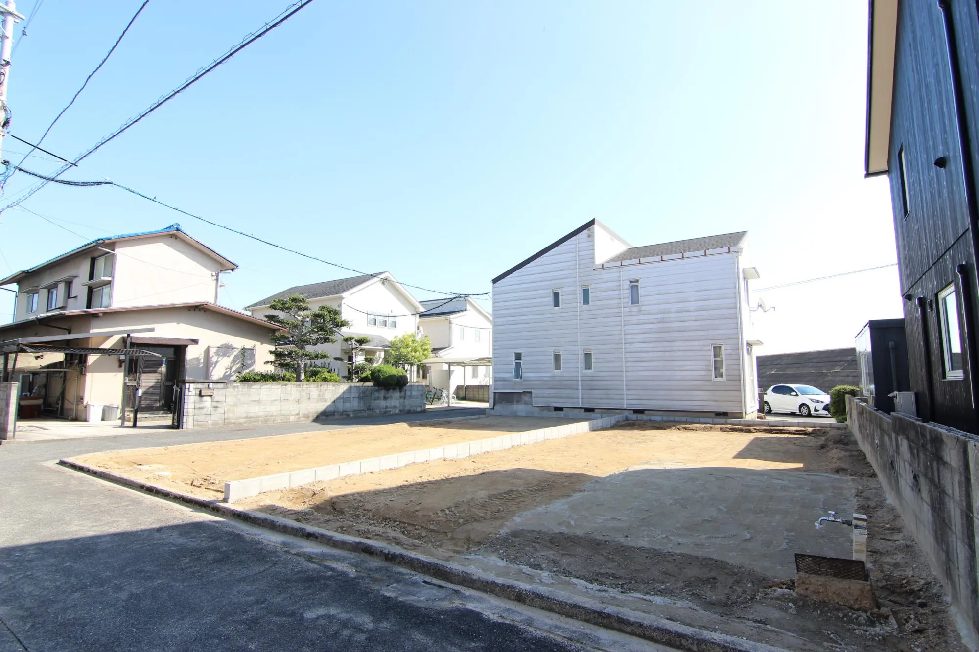 前面道路から見た宅地