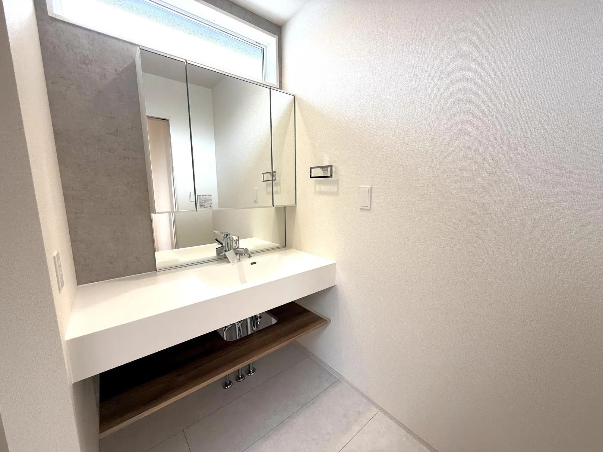 洗面台　①号棟