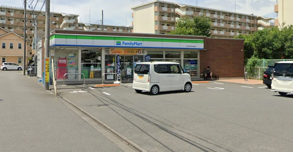 ファミリーマート 東久留米所沢街道店