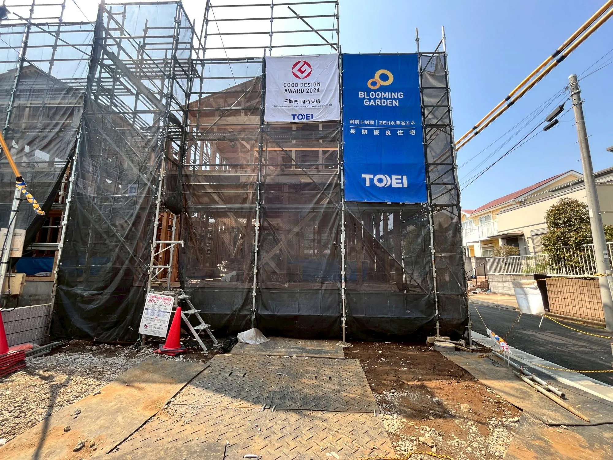 【2号棟】外観写真(3月下旬撮影)