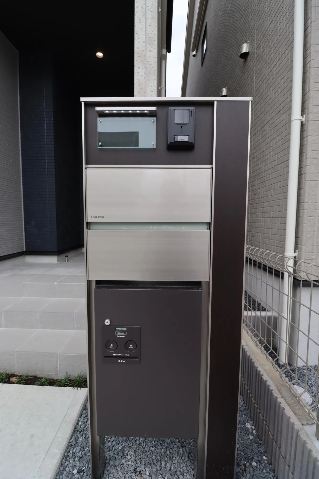 3号棟 宅配ボックス付きポスト
