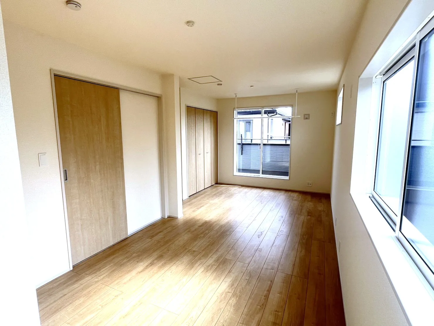 【主寝室/2号棟】