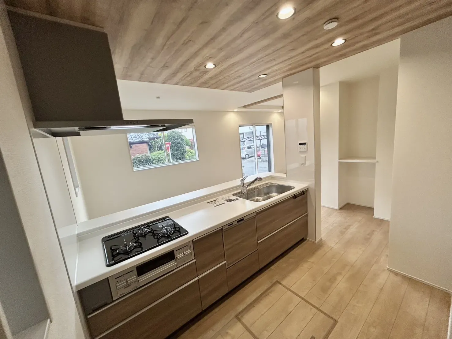 【1号棟】ビルトイン食洗機付きのシステムキッチン