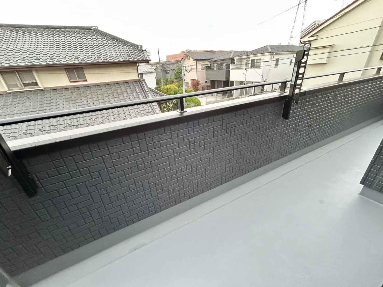 【1号棟】2部屋から出入りできる続きバルコニー