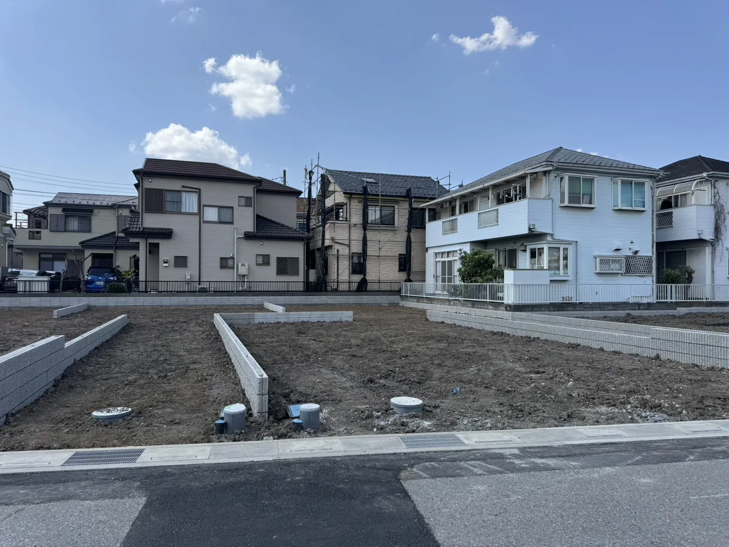 販売現地