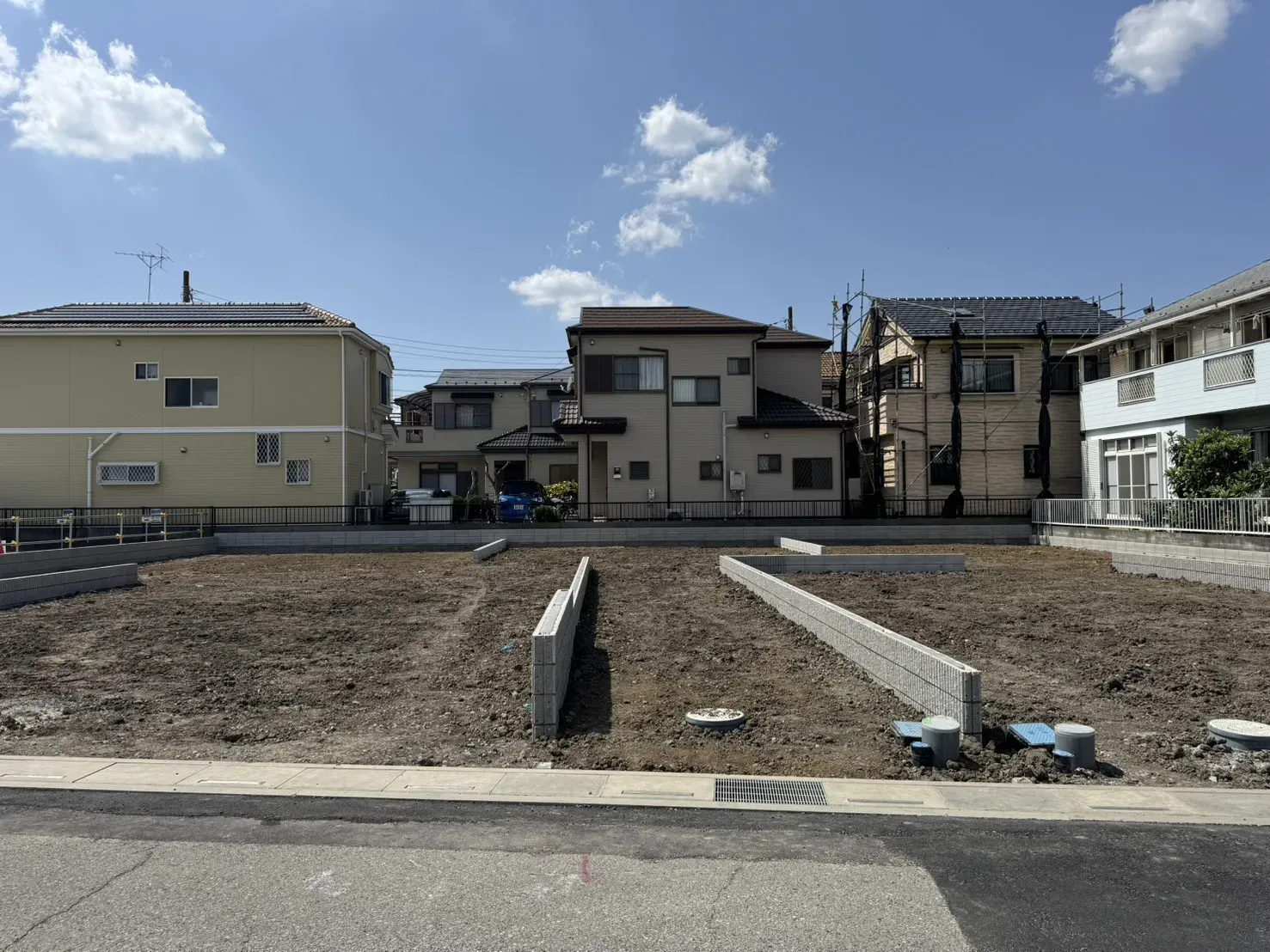 販売現地