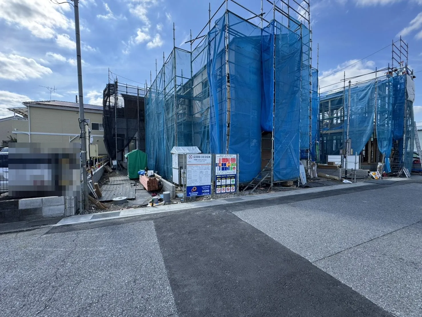販売現地