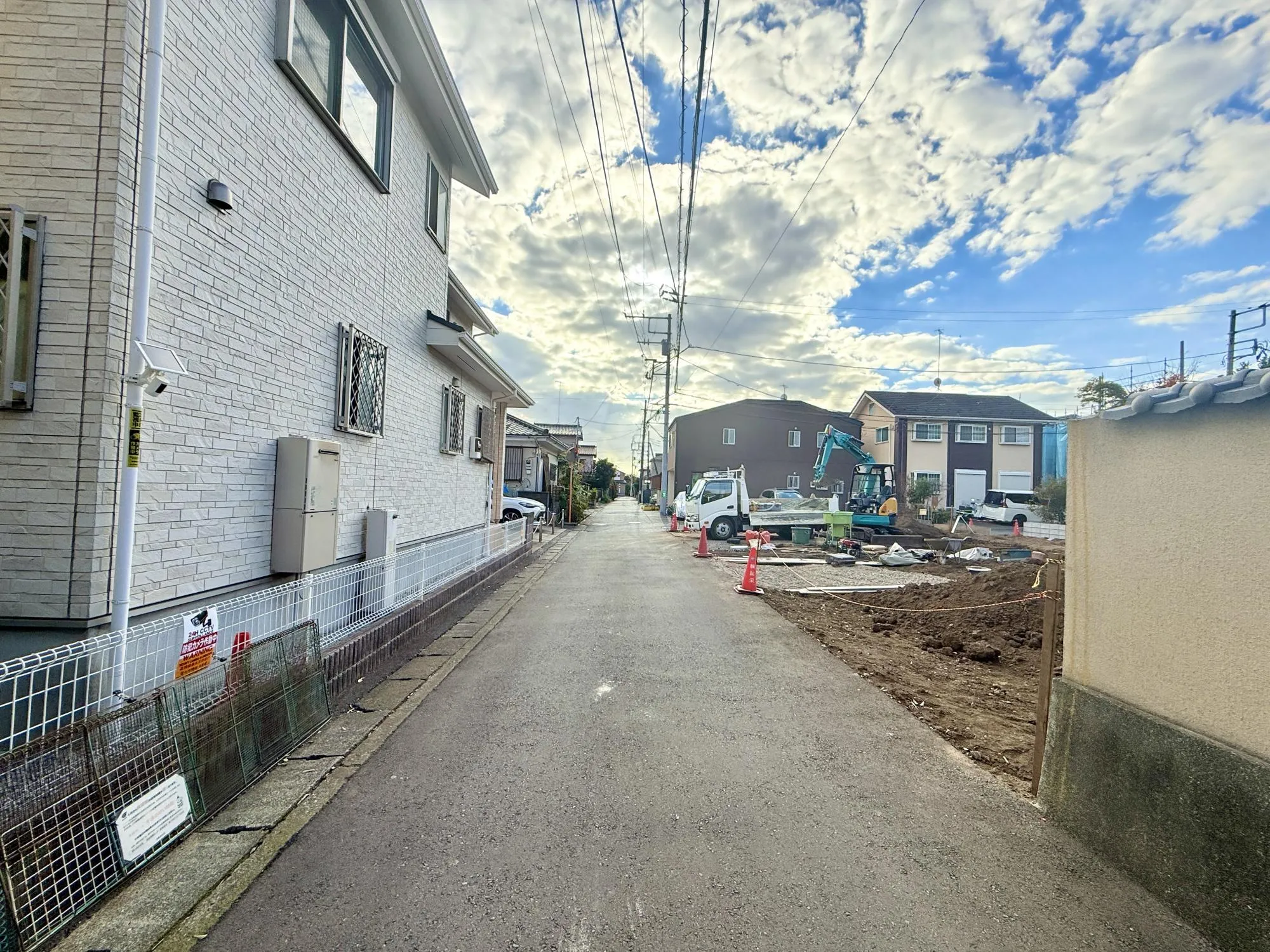 前面道路含む現地写真