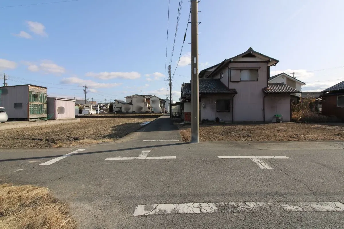1月26日撮影　北側道路(西→東)