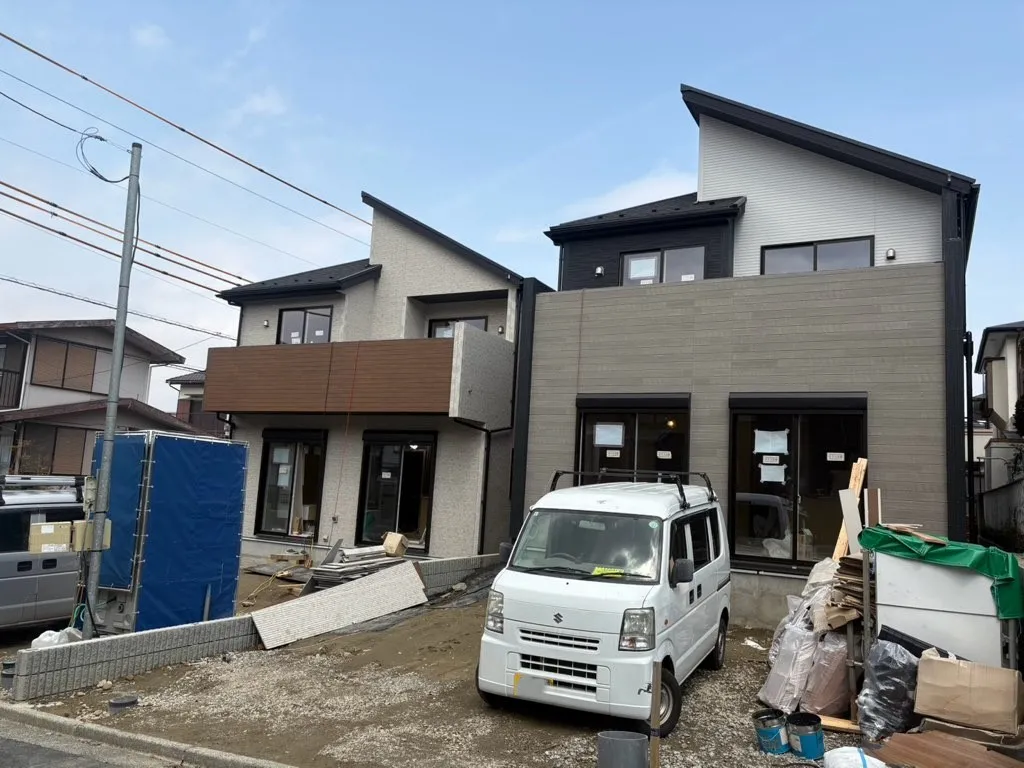 全棟カースペース3台駐車頂けます!