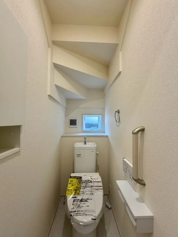 <1号棟>
清潔感のあるトイレ