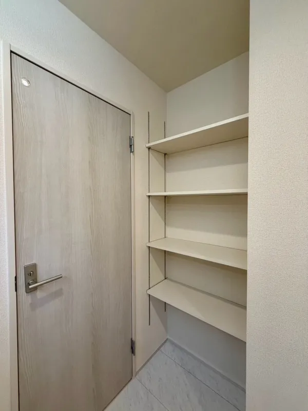 <2号棟>
洗面所収納