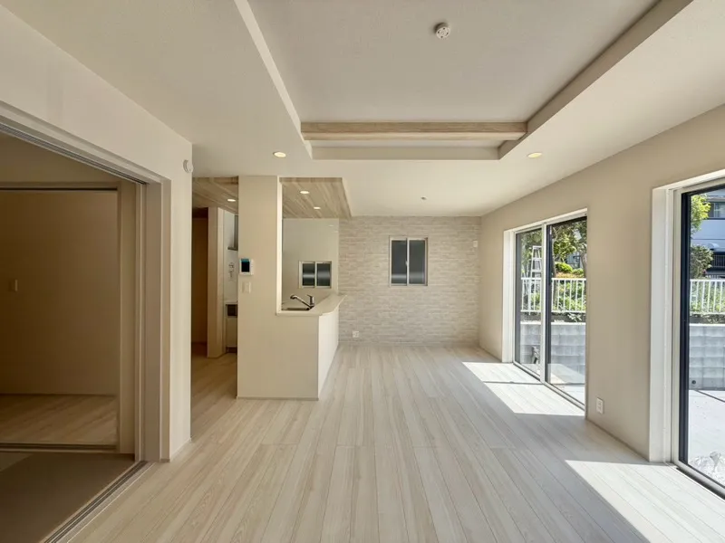 <2号棟>
リビングダイニング