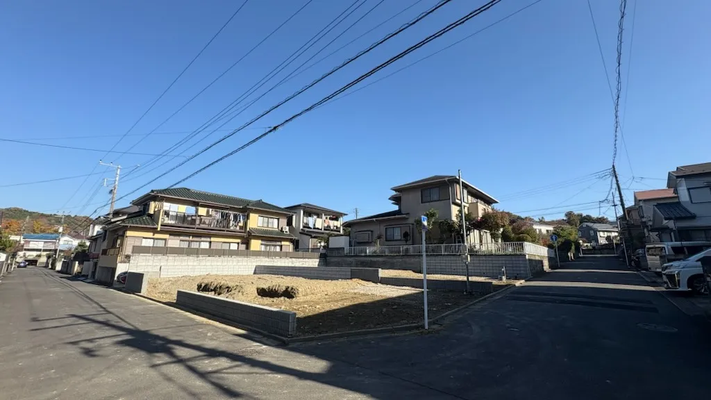 南側　約5.4m公道に隣接!