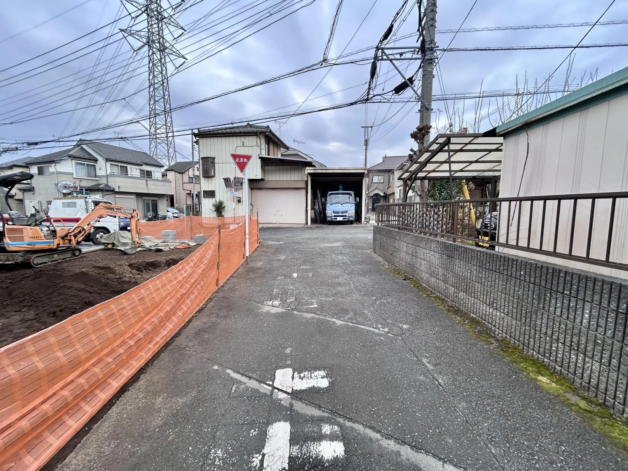 【前面道路①】約4.2m