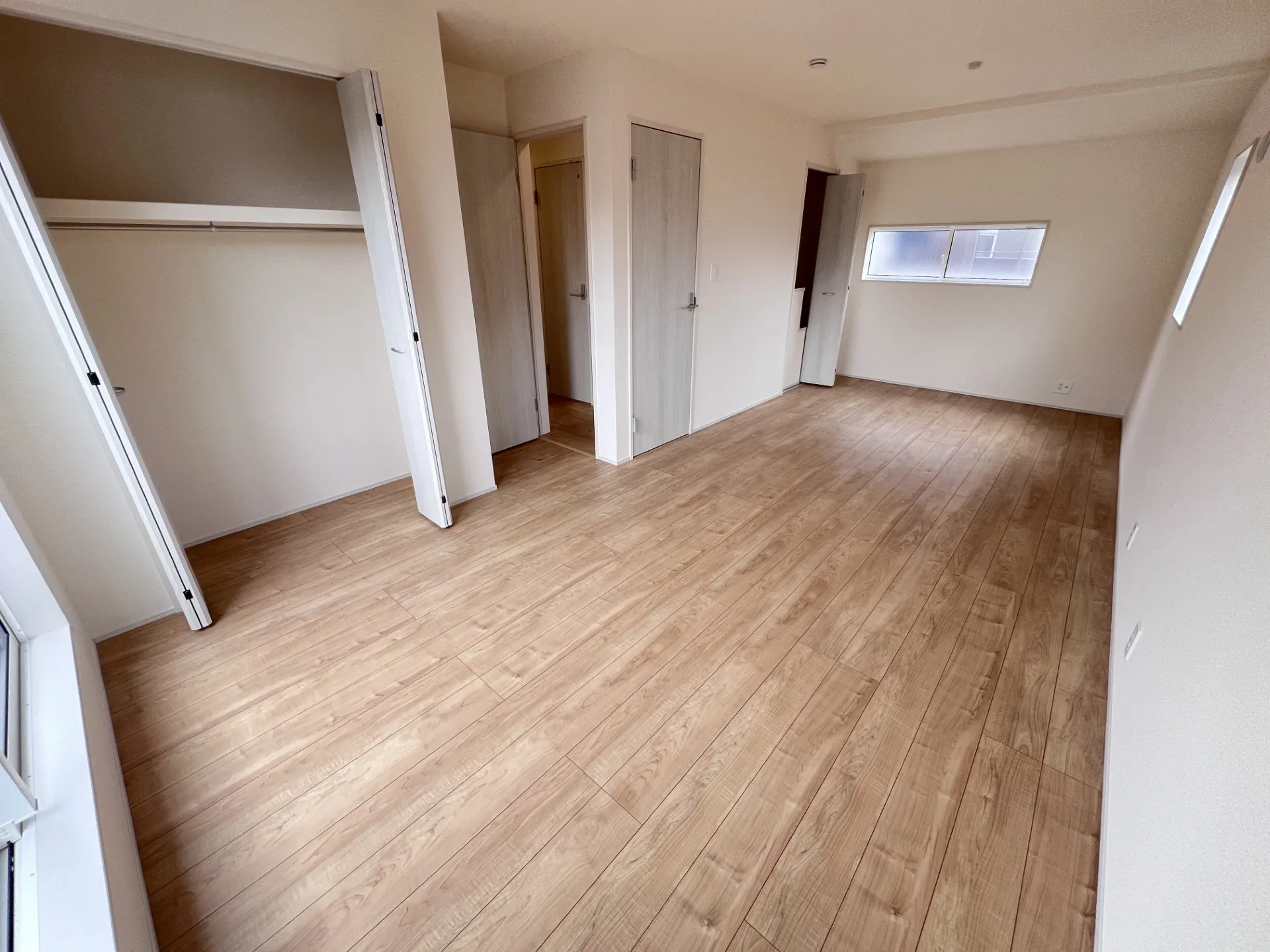 【6.0帖×5.0帖寝室】