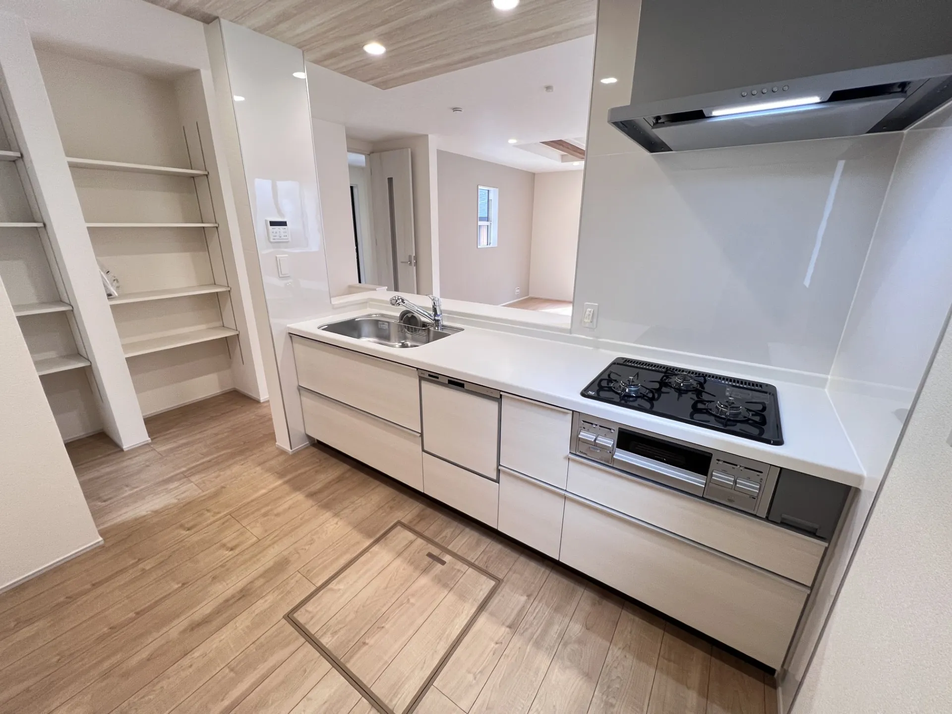 【システムキッチン】