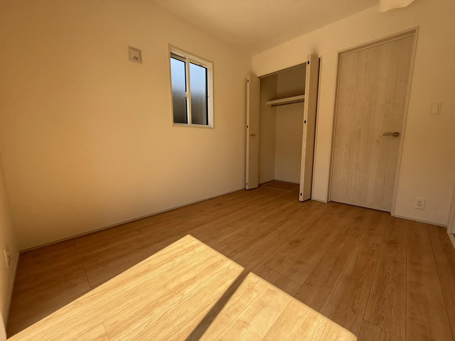 【1階洋室(5.25帖)】