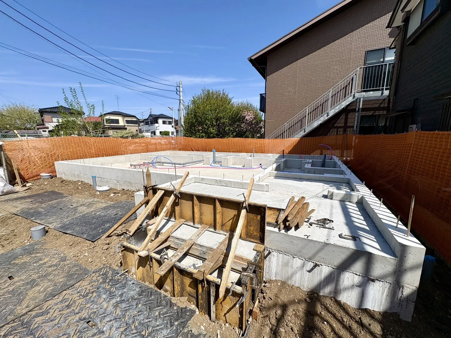 【外観写真】食器洗浄乾燥機や浴室換気乾燥機など、暮らしをサポートする機能的な設備を多数搭載◎南向きの陽当たり良好地♪生活利便性と明るく心地よい住宅環境実現!