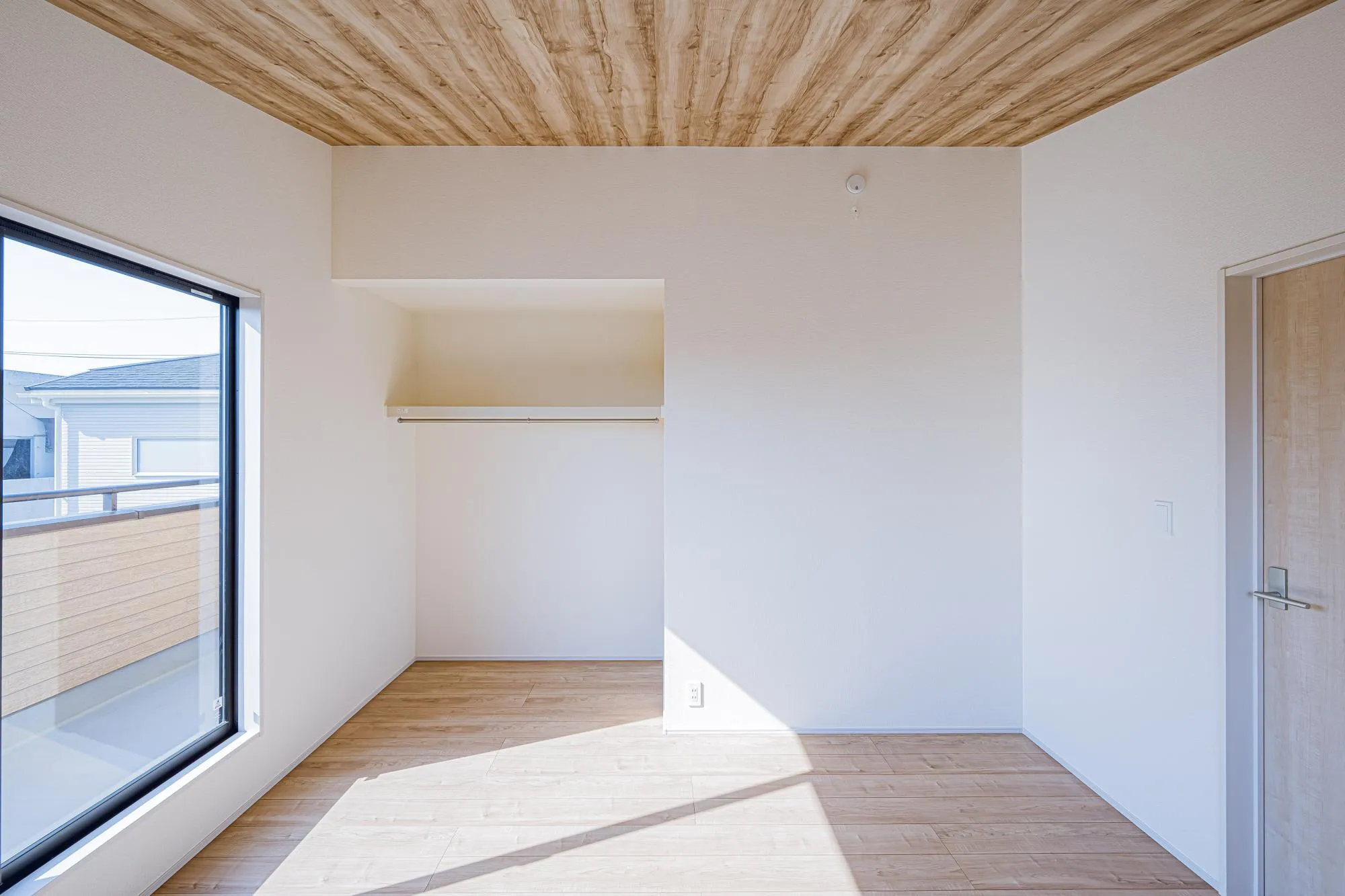 2号棟:洋室7.0帖　勾配天井