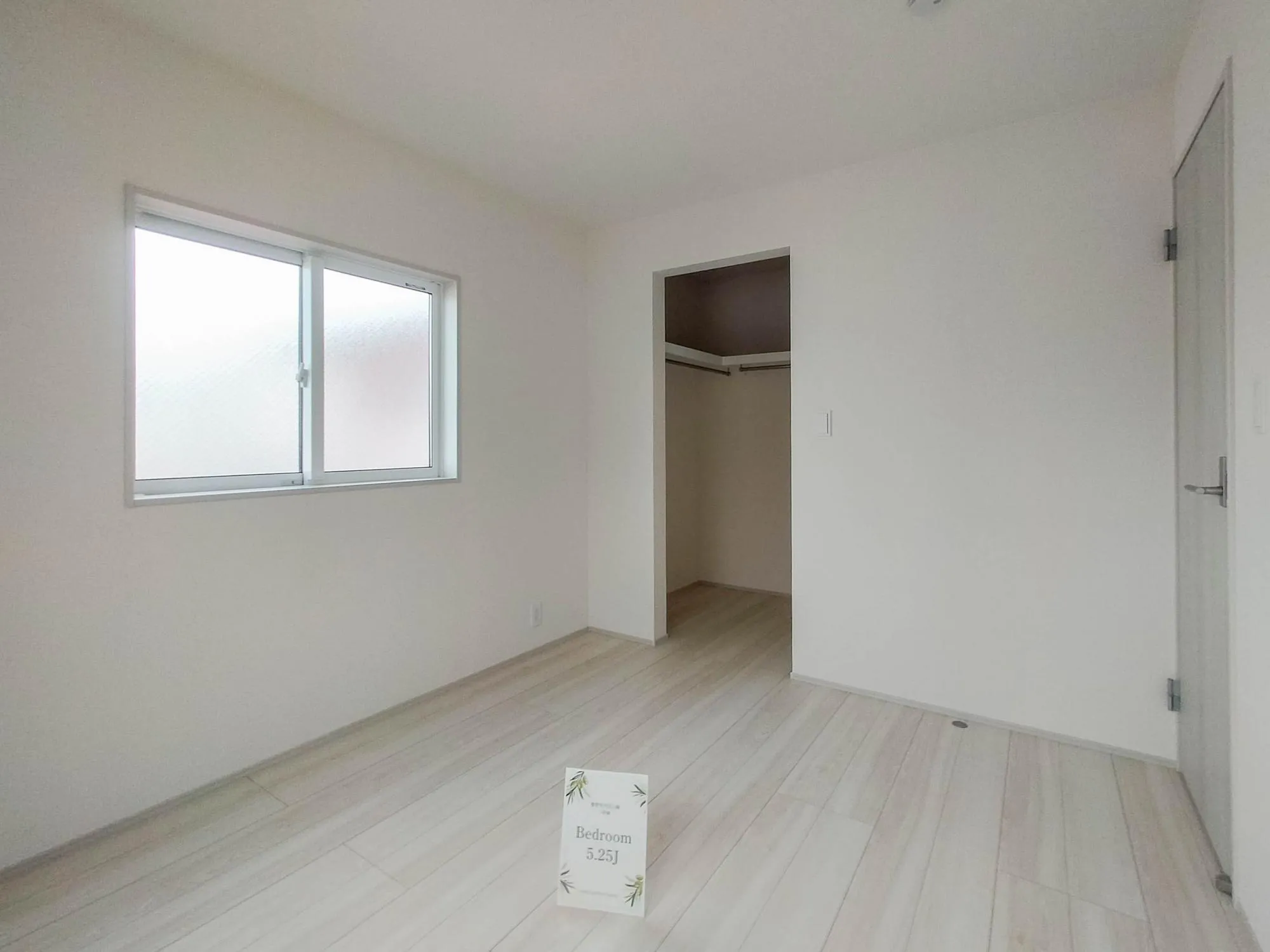 洋室(7号棟)掲載写真の家具・小物はイメージです。販売には含まれません。