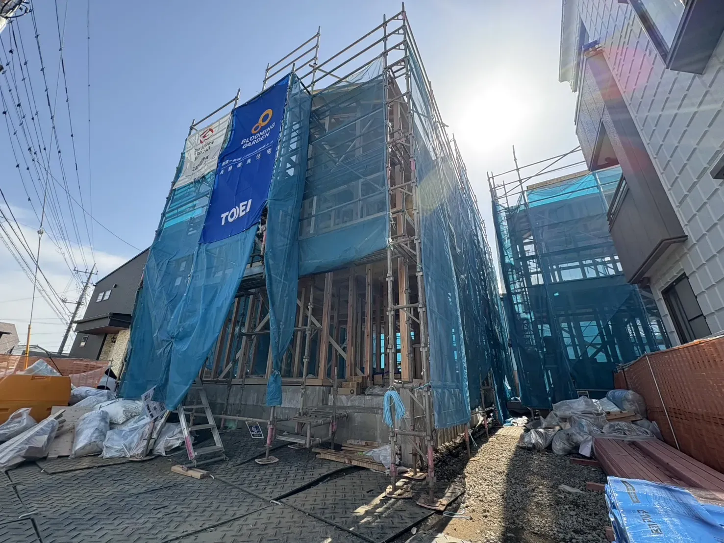 【外観写真】様々な税制優遇が受けられる、長期優良住宅です!永く住み続けられるこだわりの構造と、折上天井やアクセントクロスなどを施した、デザイン性にも配慮しています♪