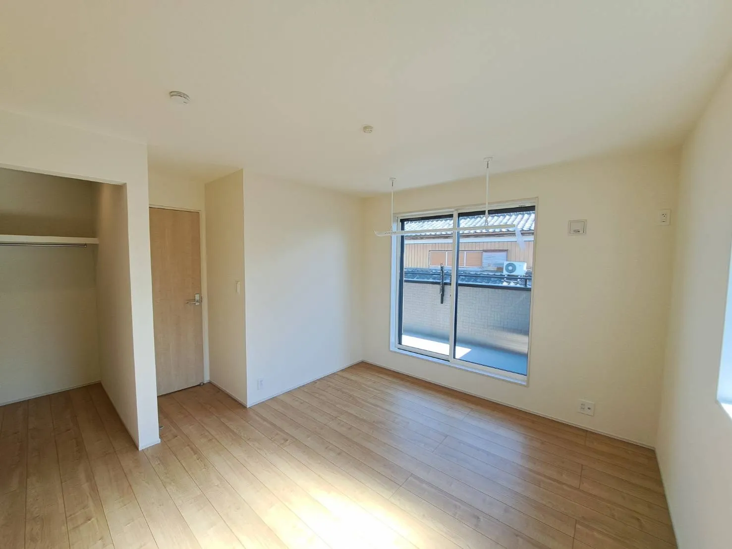 収納スペースをしっかり設けることで、お部屋を広く使うことができます♪		
