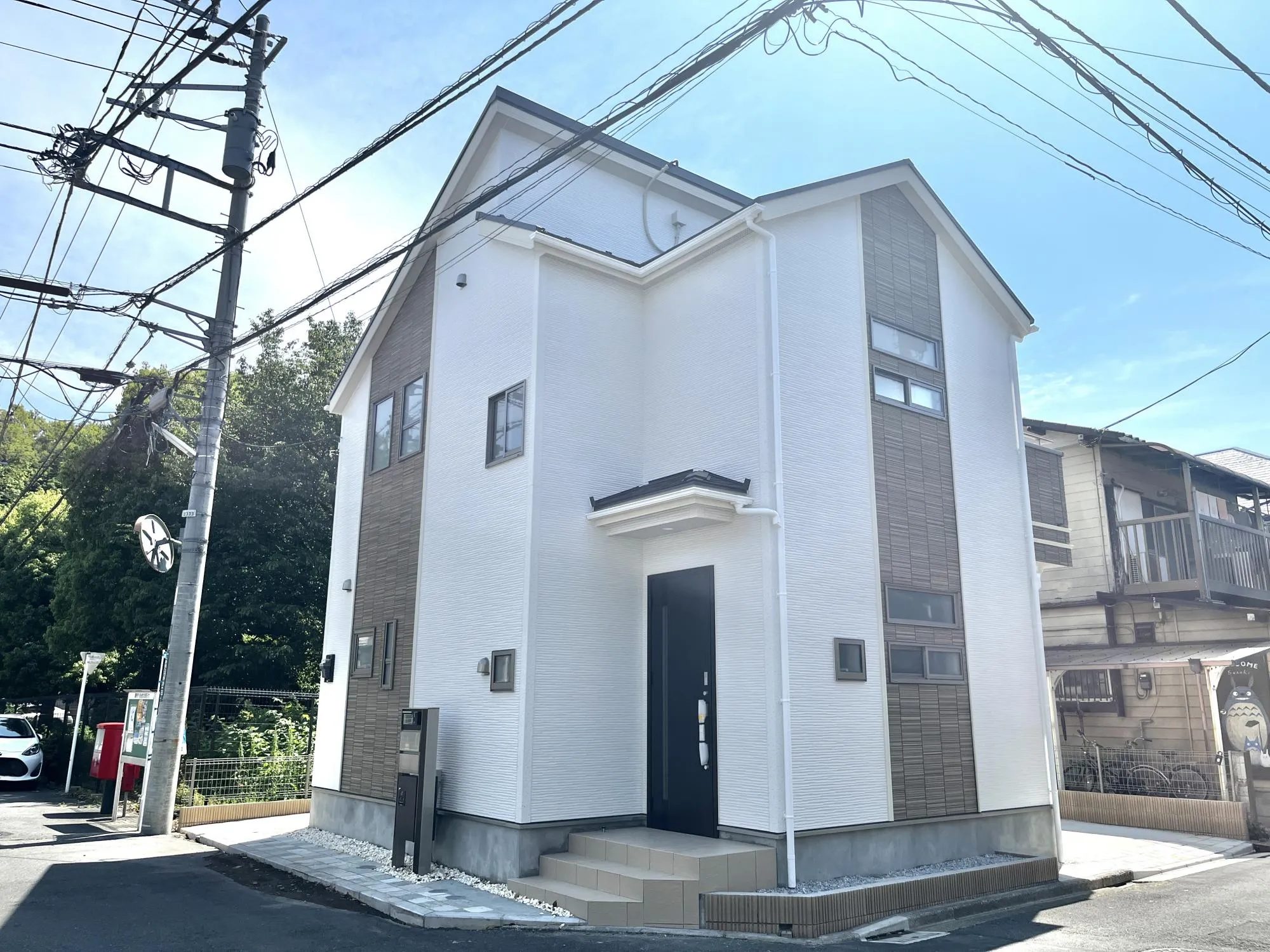 太陽光パネル標準装備◎。環境にやさしくエコな暮らしが叶います!是非、お気軽にお問い合わせください