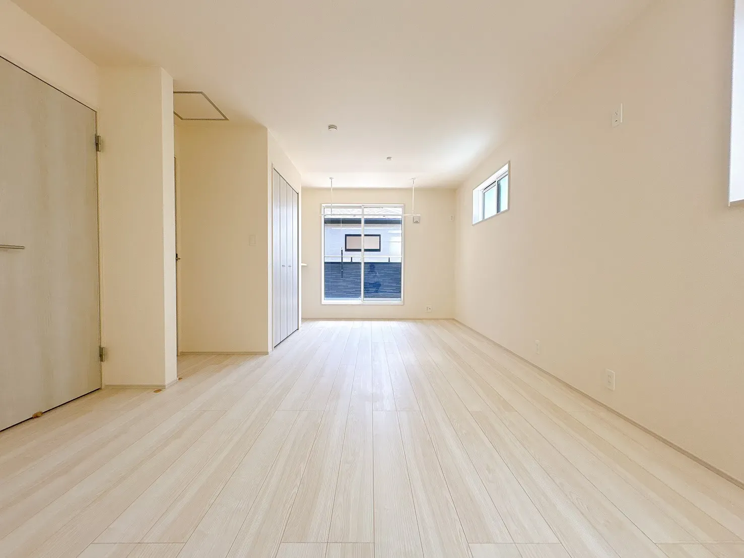 【1号棟洋室(11.50帖)】将来こども部屋として1部屋を2つの部屋にアレンジできるフレキシブルルーム(11.0帖)※将来2部屋として利用の場合、間仕切壁工事は有償となります。