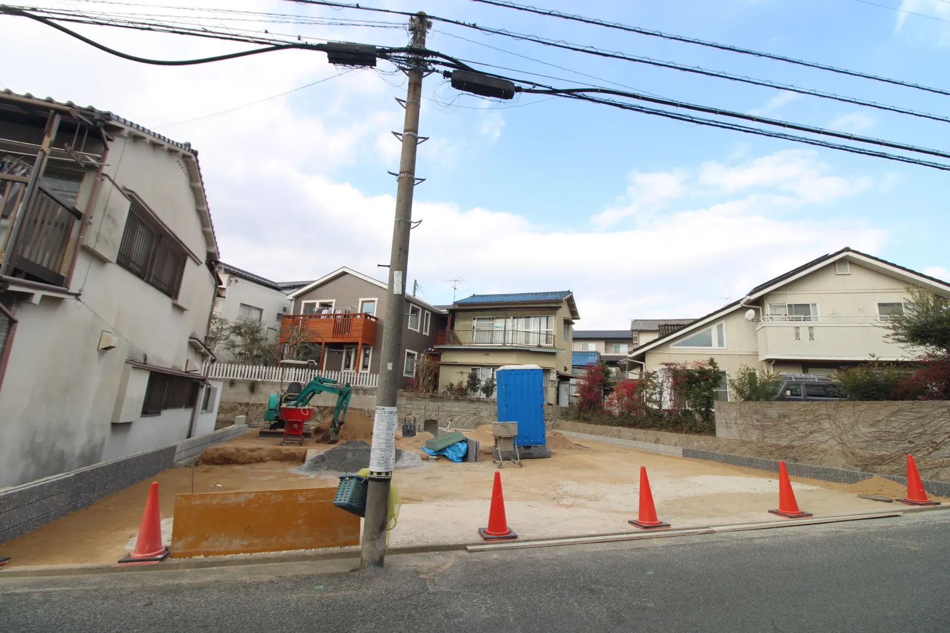 前面道路から見た宅地