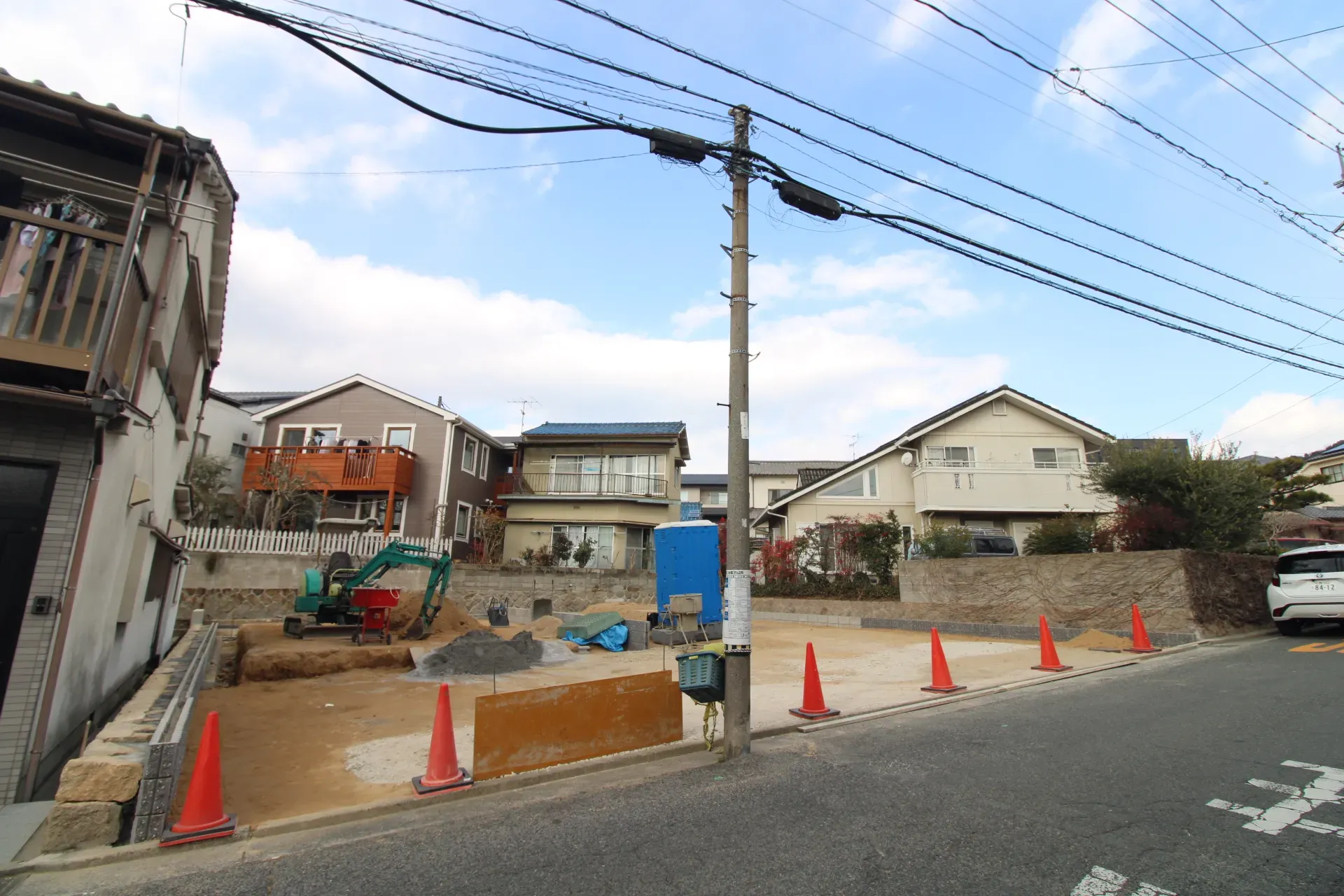 前面道路から見た宅地