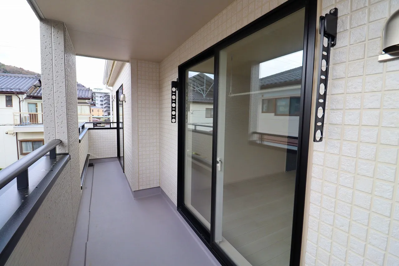 【インナーバルコニー】 