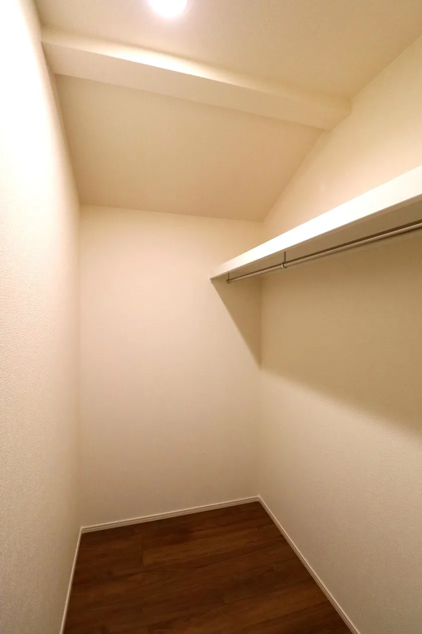 【ウォークインクローゼット】