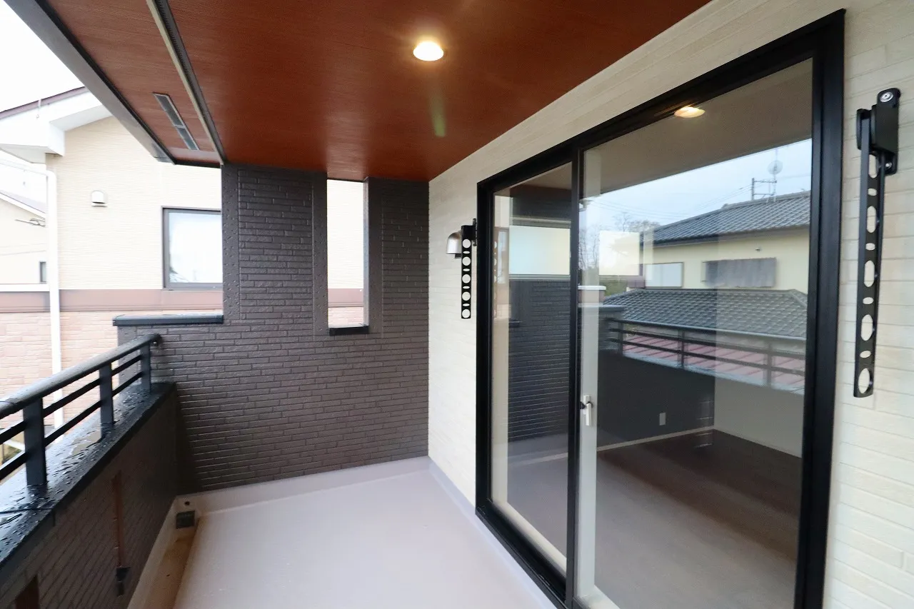 【インナーバルコニー】 