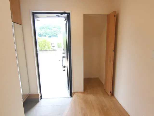 エントランス 2号棟