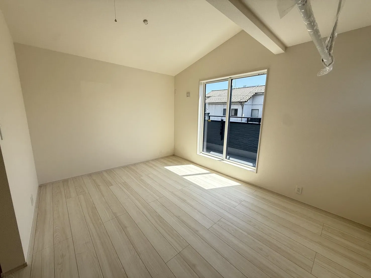 【8.375帖洋室】