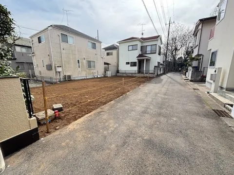 前面道路含む現地土地写真