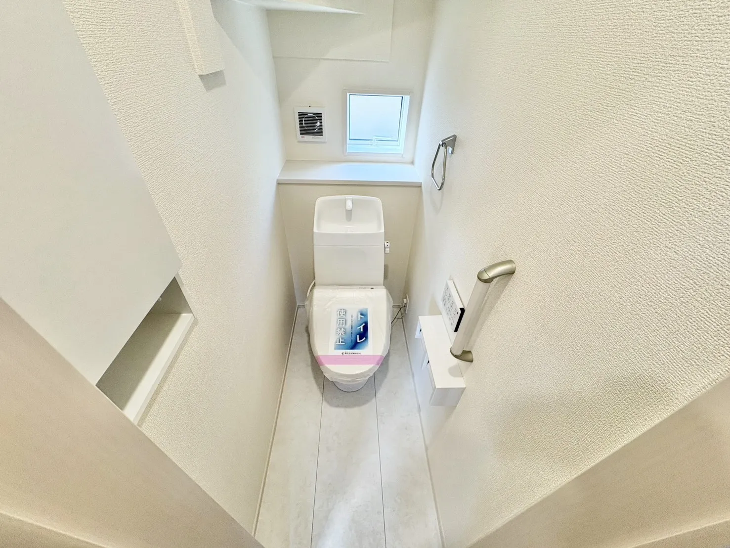 ☆1階トイレ☆
