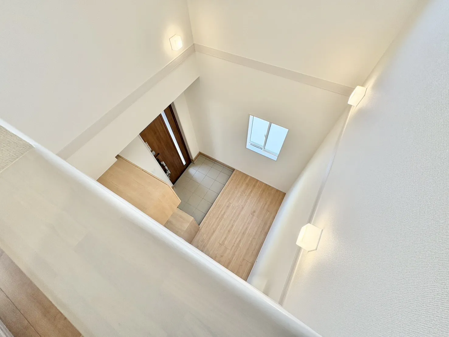 ☆玄関吹抜　2階から☆