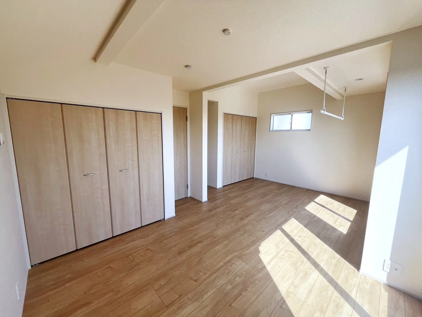 【主寝室/2号棟】