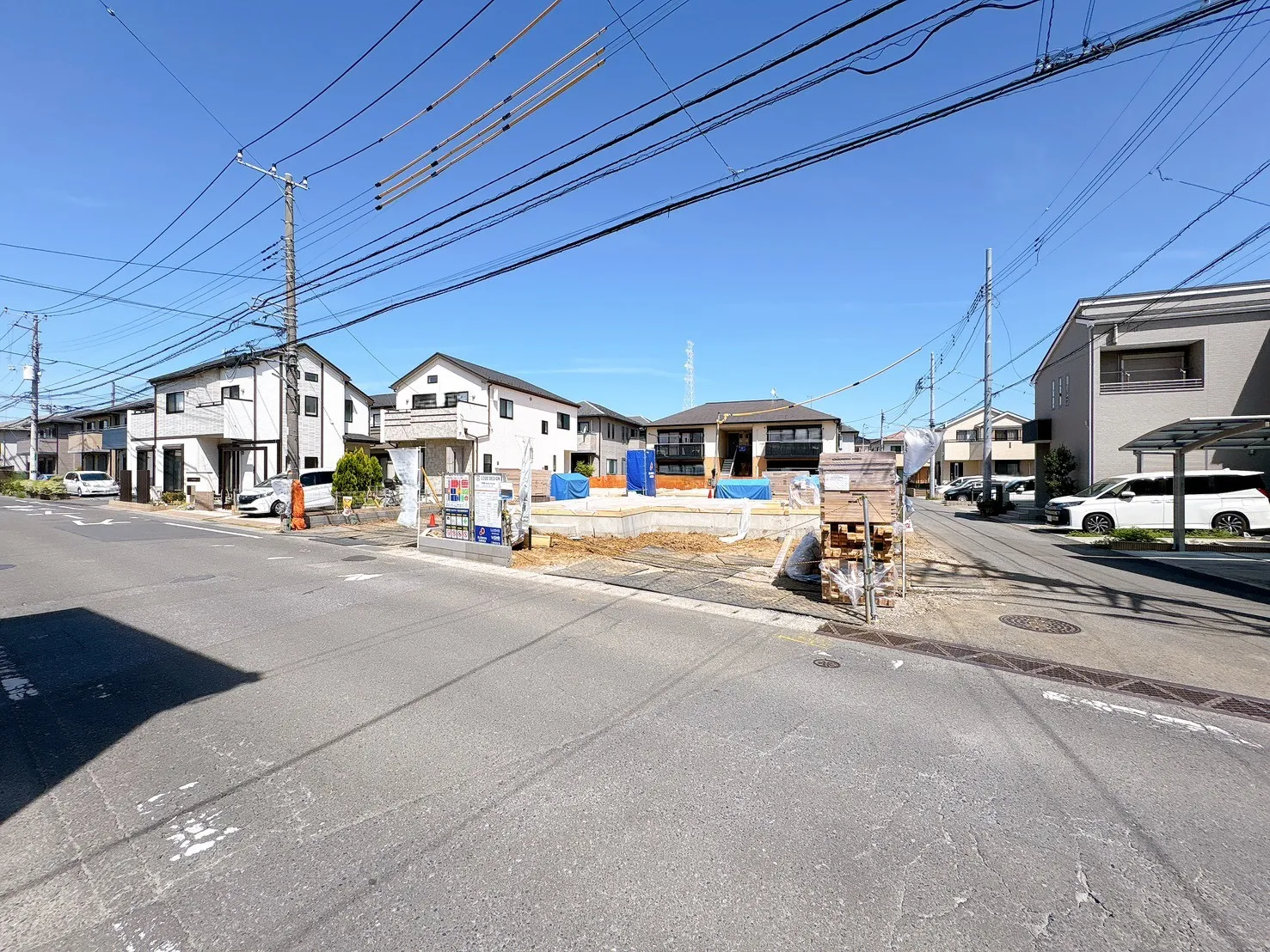 【外観写真】様々な税制優遇が受けられる、長期優良住宅です!永く住み続けられるこだわりの構造と、折上天井やアクセントクロスなどを施した、デザイン性にも配慮しています♪