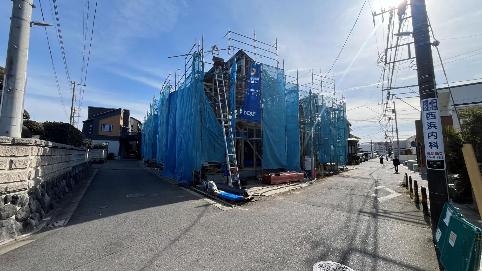 開放感のある現地!
近隣には商業施設がございます。