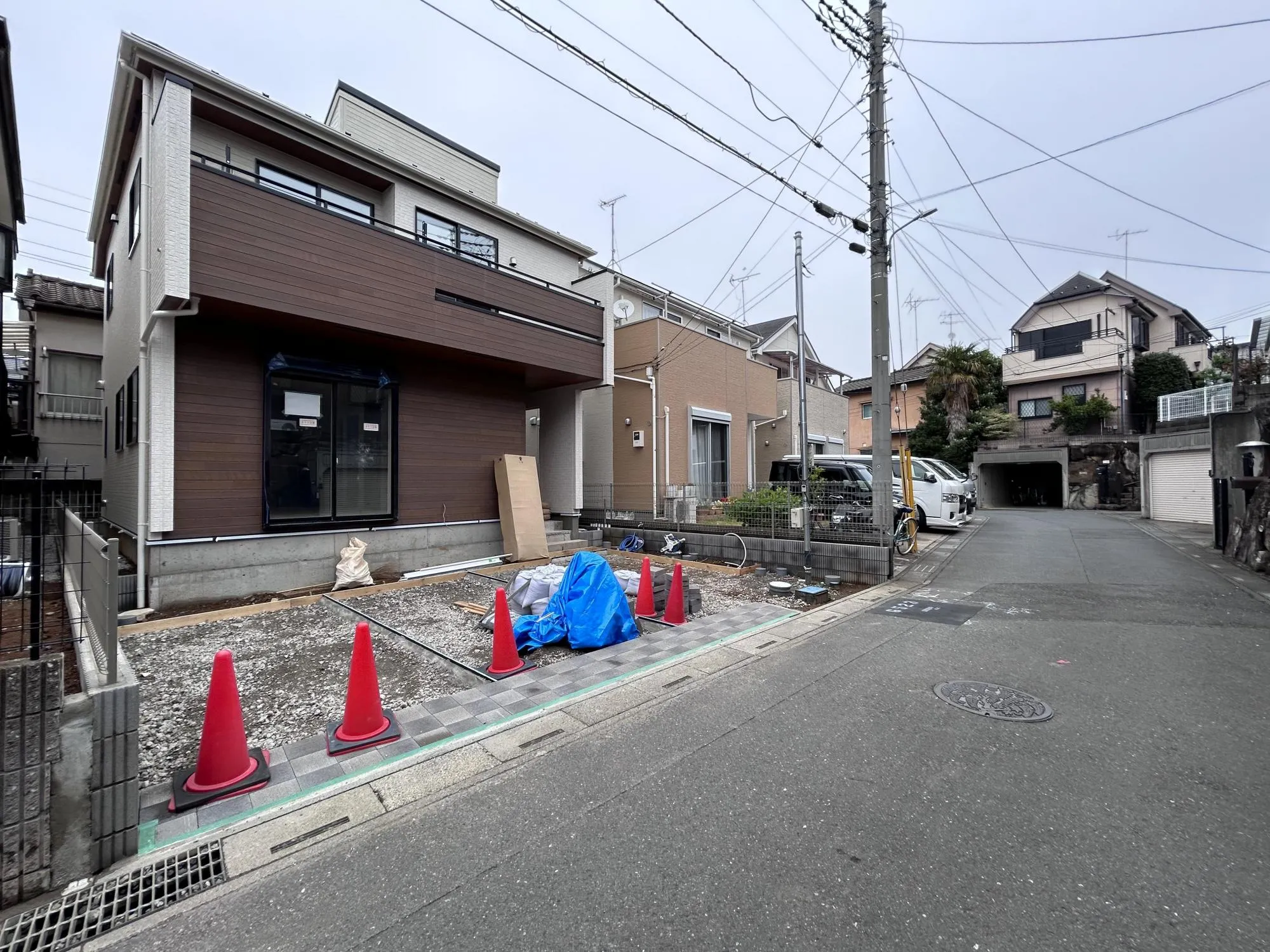 【前面道路/約4.2m】