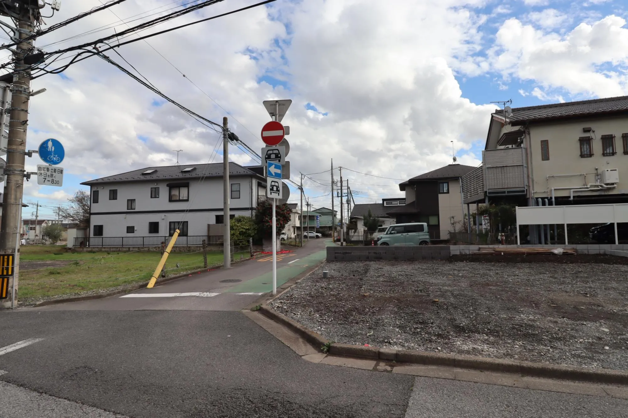 前面道路含む現地(造成後)