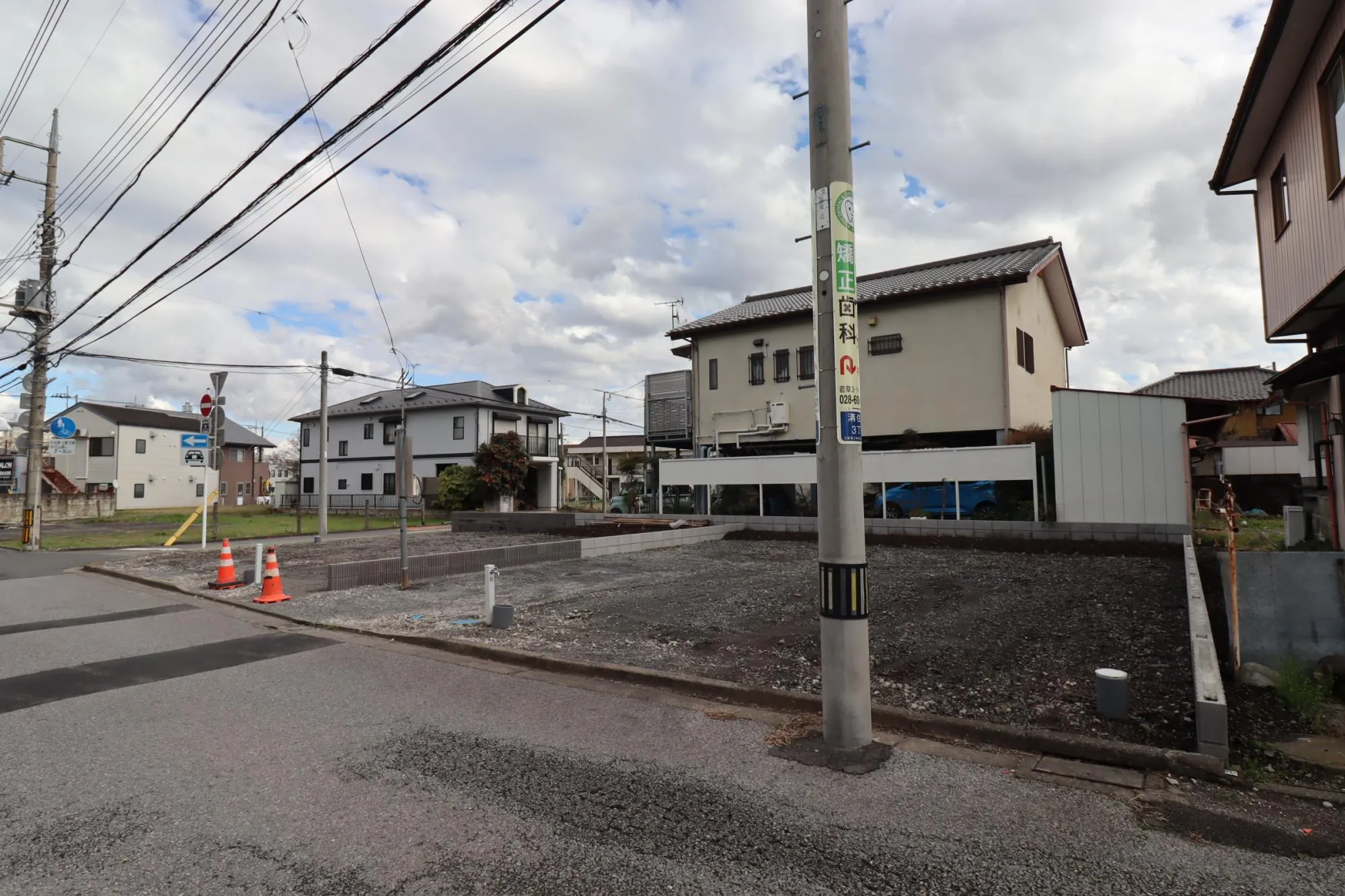 前面道路含む現地(造成後)