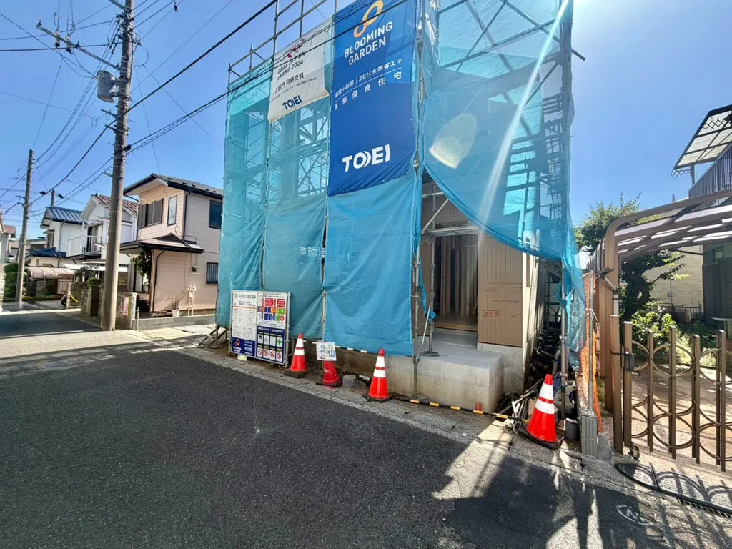 閑静な住宅街に佇む新築一戸建て