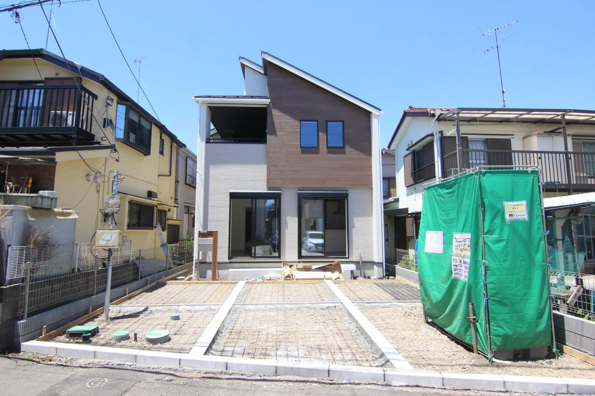 小田急電鉄小田原線,小田急電鉄江ノ島線 相模大野駅まで徒歩27分
横浜線 古淵駅まで徒歩28分